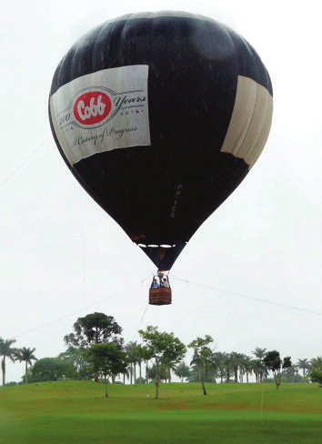 Rotta, voor de beste PS-prestaties in Brazilië; linksboven: viering van het 100-jarig jubileum in een heteluchtballon!
