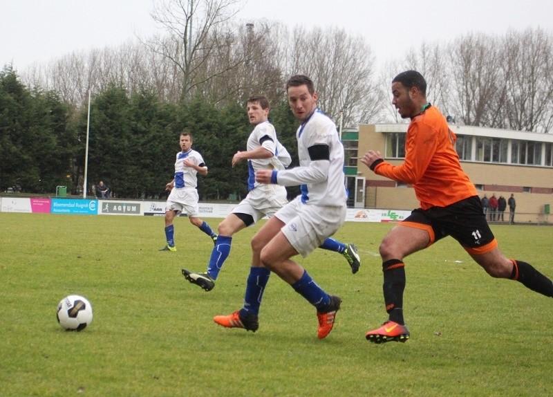 Na de rust leken de Schiedammers tegen de club, waar Dick Advocaat zijn trainerscarrière ooit begon, toch aan het kortste eind te trekken maar in de laatste 15 minuten stelde de Wolters brigade orde