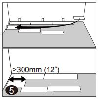 Openingen voor buizen: Boor het gat voor een buis altijd 20 mm (7/8 ) groter dan de diameter van de buis. Zaag het deel af zoals te zien is op de tekening.