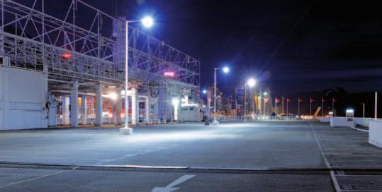 WinLed Outdoor Een veiliger gevoel De WinLed Outdoor armaturen zijn geschikt voor vele toepassingen. Niet alleen als verlichting voor laad- en losplaatsen, maar ook als straat- en terreinverlichting.