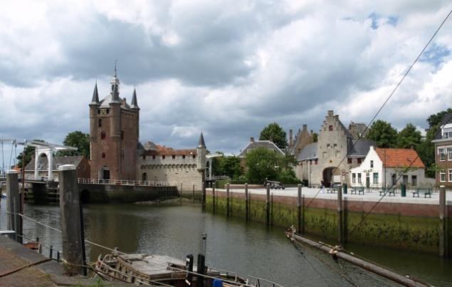 Over de omgeving Schouwen-Duiveland In ieder jaargetijde heeft Schouwen-Duiveland zijn charme.