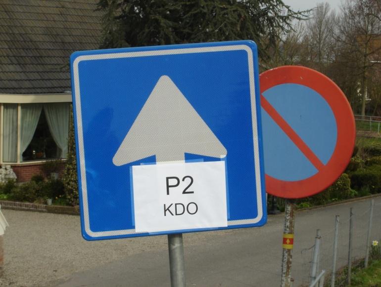 naar P (dit is de weg achter de dijk, vul Vuurlijn 5 in op uw