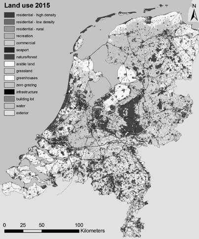 Wateroverlast in Friesland De Friese boezem voert de overtollige neerslag uit de polders en op het boezemland af naar het IJsselmeer, de Waddenzee en het Lauwersmeer.