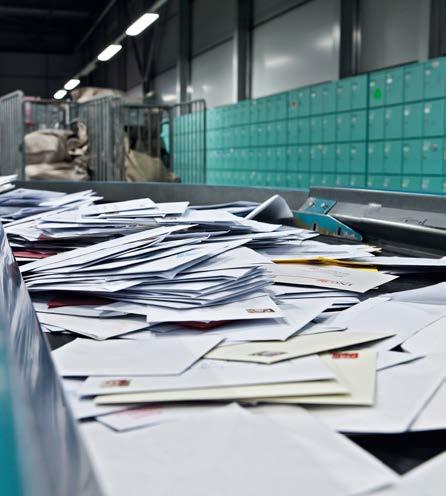 In deze markt zijn wel meer concurrenten actief, maar de belangrijkste concurrent in het postsegment, de digitalisering, werkt hier juist in het voordeel.