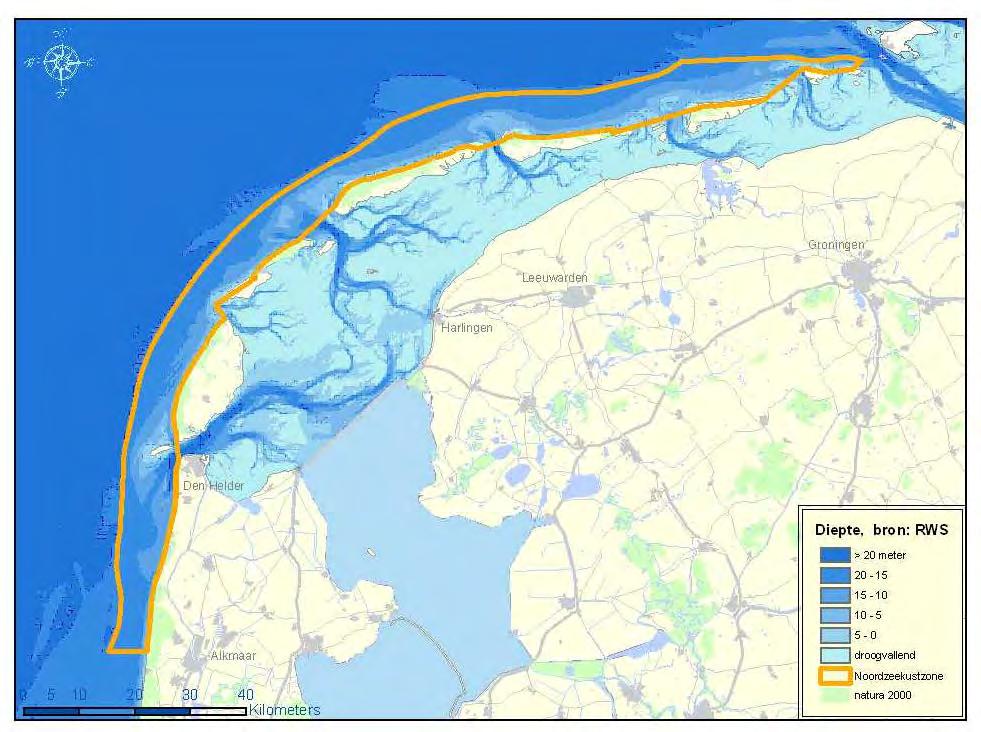 Figuur 1. Begrenzing van Natura 2000-gebied Noordzeekustzone volgens het wijzingingsbesluit 2010, zie voetnoot 3. 1.2.2 Abiotiek De overgang van de open zee naar land wordt in ons land gevormd door de Noordzeekustzone.