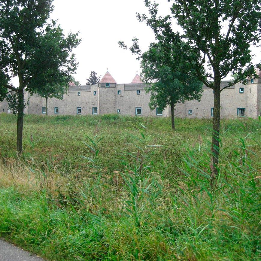 onevenredig aantasten. Daarom zijn bijvoorbeeld hoge geluidsschermen over grote lengtes langs de weg ongewenst.