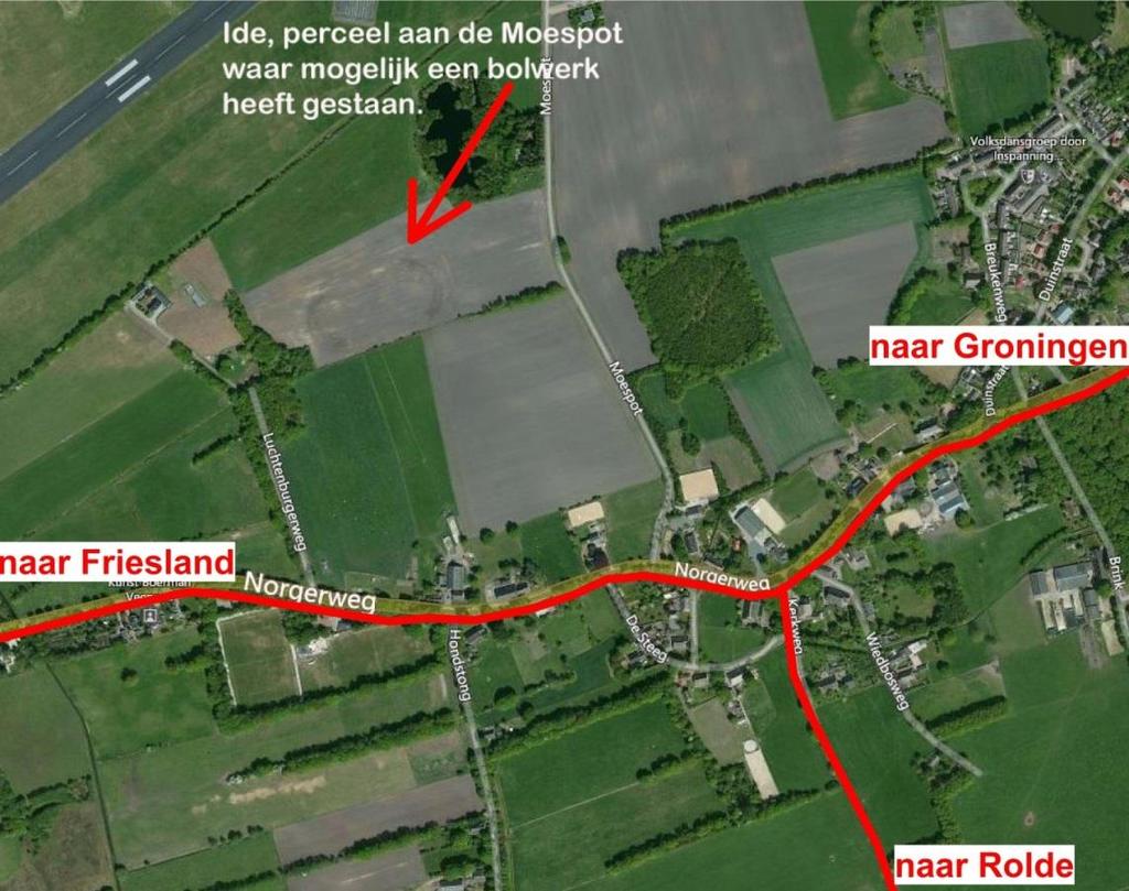 Het voormalige bolwerk in Ide op de splitsing van het verkeer naar Groningen, Rolde en Norg is mogelijk te zien op een satellietfoto waarop in een perceel gelegen aan de Moespot cirkelvormige