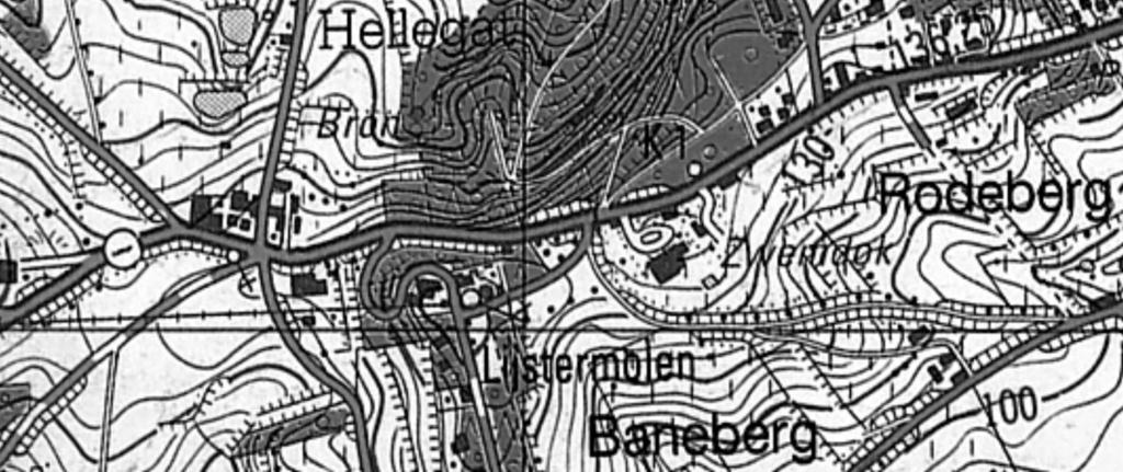 4.8 Recreatie en horeca op de Baneberg - Rodeberg Wandel naar het kruispunt van de Schomminkelstraat met de Rodebergstraat en ga dan verder naar rechts op het voetpad langs de Rodebergstraat tot op