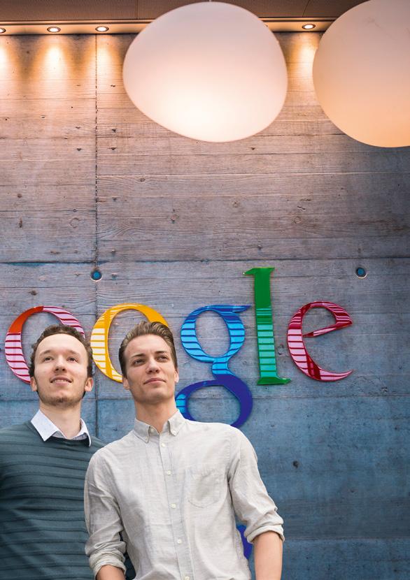 UITGENODIGD DOOR GOOGLE Nog voor je je diploma hebt behaald bij Google op de koffie mogen komen: EhB-studenten Ruben Miessen (Multec; links) en Glenn Vermeulen (Toegepaste Informatica; rechts)