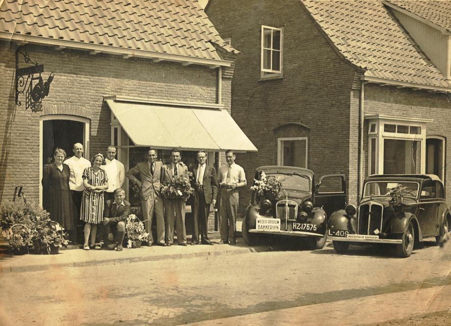 In 1921 waren er in ons dorp zeker acht zelfstandige bakkers die hun best deden een goed belegde boterham te verdienen.