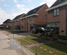 Hoekwoningen Woning: situeren op de bouwgrens, in de richting zoals aangegeven op de