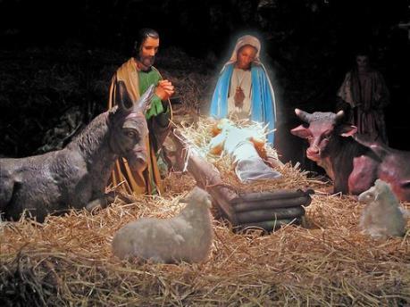 PAGINA 2 HERDERTJESVIERING Beste dorpsgenoten, Bezoeken kerststal Ook dit jaar zal er op Kerstavond, 24 december, om 18.