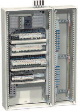 en de breedte 8 hoogten van 330 tot 1380 mm Breedte: 595 mm Koker breedte = 305 mm, samenbouwbaar in de breedte Diepte: 250 mm met deur (205 mm zonder deur) De staande verdelers IP30/31/43