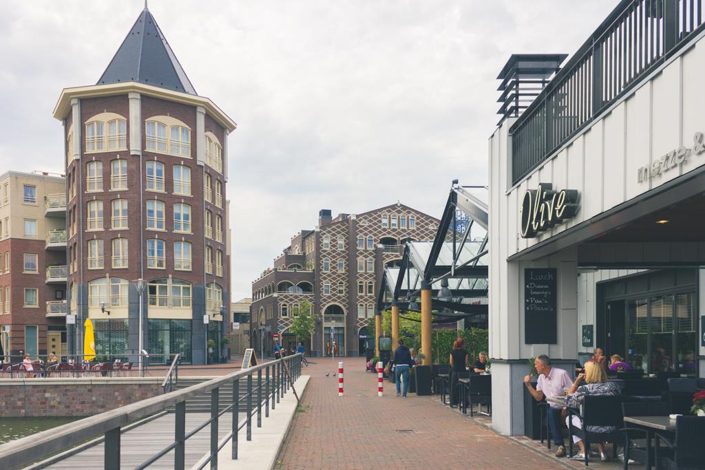 12 DE SYSTEMATIEK VAN DE HUIDIGE EN NIEUWE LADDER OP HOOFDLIJNEN VRAGEN Vragen die bij toepassing van de Ladder kunnen opkomen zijn dan: Welke afbakening dien ik te hanteren voor het onderzoeksgebied?