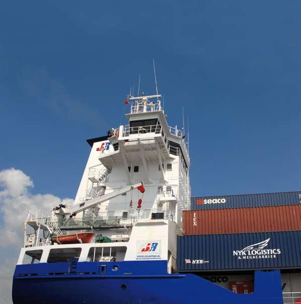 JR SHIPPING ACTUEEL NIEUWSBRIEF VAN JR SHIPPING BV, HARLINGEN - JAARGANG 5 - NR 9 - JUNI 2008 Solide basis voor winstgevendheid Sinds januari 2008 is JR Ship Investments namens rederijgroep JR