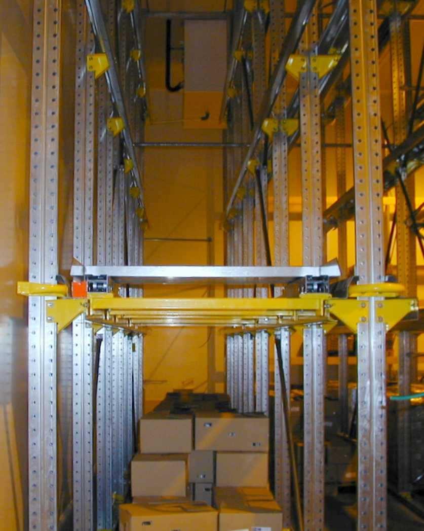 FLOW RAIL LIFO FLOW RAIL slidein concept De REDIRACK FLOW RAIL betekent niets minder dan een revolutie in de compacte dynamische LIFO stockage!