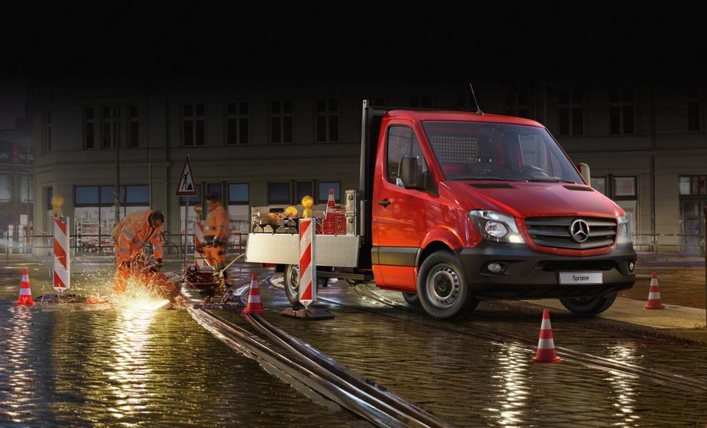 Als beste uit de bus. Enkele voordelen en opties voor u op een rijtje: Chassiscabine met normaal of verlaagd chassis. 1 3 wielbasissen. Standaardcabine of dubbelcabine.