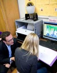 Minister van Onderwijs Pascal Smet heeft in januari het Sint-Lodewijckscollege in Lokeren bezocht. Hij kwam er een Bednetkklas bekijken. Minister Smet was onder de indruk.