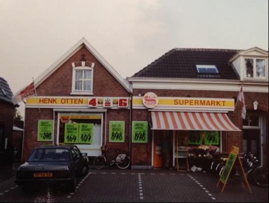 Foto s Oude situatie: pand zonder luifel De huidige eigenaar van het object heeft een opdracht tot dienstverlening verstrekt aan Rodenburg Bedrijfsmakelaars te Deventer.