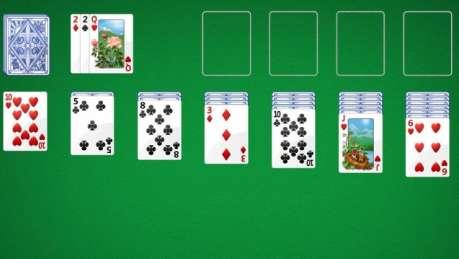 Solitaire : Solitaire is een kaartspel waarin de speler een heel kaartspel op volgorde moet proberen neer te leggen. In Solitaire heb je 7 stapels waarvan de bovenste kaart steeds is omgedraaid.