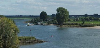 Door deze maatregel: wordt bij hoogwater een waterstanddaling van