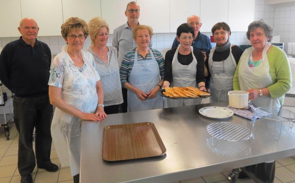 Dus dacht ik we gaan onze bewoners in topvorm proberen krijgen. De meeste van hen doen de oefeningen goed mee.