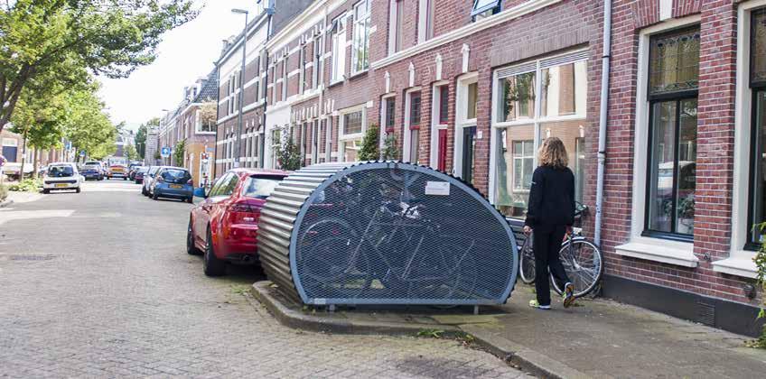 In totaal komen er in het Stationsgebied 33.000 inpandige fietsentallingsplekken waarvan 22.000 specifiek voor de OV gebruiker bestemd zijn.