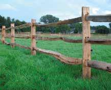 KASTANJE HEKWERK / POST & RAIL Sfeervol hekwerk van onbehandeld, duurzaam kastanjehout, geeft uw tuin een bijzondere uitstraling!