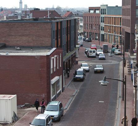 Een aantrekkelijke plek om te wonen, winkelen en ondernemen Tien jaar vernieuwing Binnenstad Helmond Hoe vaak bezoekt u de Binnenstad van Helmond?