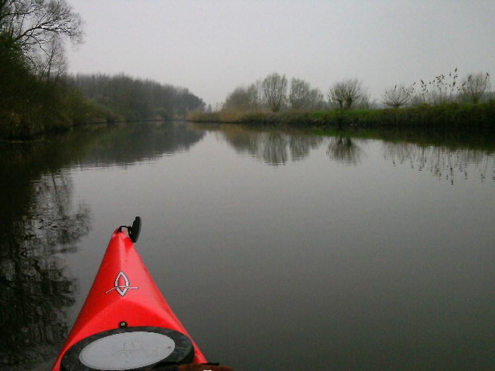 brug, maar al snel draaien we af naar de Zuidlede met zijn landbouwen natuurgebieden.