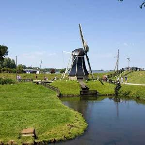 Westfriesland benut recreatieve potenties van kust en steden Recreatie biedt kansen. De aantrekkingskracht kan groter en ruimte kan worden geboden om deze economische sector te versterken.