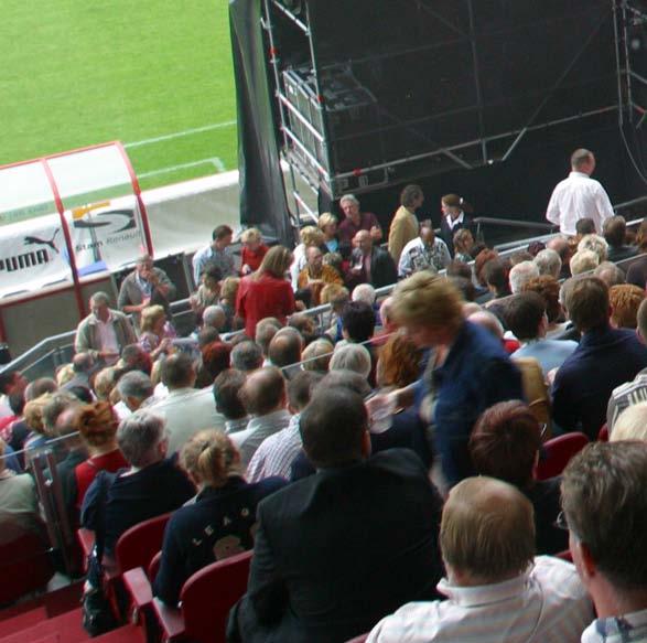 tribune, een bezoek aan het FC Utrecht museum is inbegrepen.