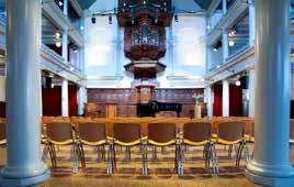 Zalenoverzicht OOSTERHUISZAAL VRIJBURGZAAL ZWANENZAAL GROENZAAL De voormalige schuilkerk is de