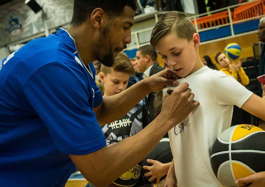 Niet meer wassen Eens per seizoen komen de beste basketballers uit de Nederlandse eredivisie bij elkaar voor een feestje met de fans.