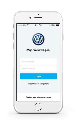 Stap 1 - Login scherm De app laadt altijd met het logo van Mijn Volkswagen. Na enkele seconden schuift het logo omhoog en worden de login velden zichtbaar.