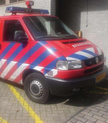 Verbinden Uit de praktijk Verbinden: Europese aanbesteding voertuigen De brandweer in Zeeland doet mee met de Europese politieaanbesteding van dienstvoertuigen.