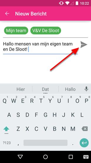 Bericht versturen Zodra je de ontvangers hebt geselecteerd en je een foto en/of tekst hebt toegevoegd, kan je het bericht versturen door op de verzenden knop te drukken.