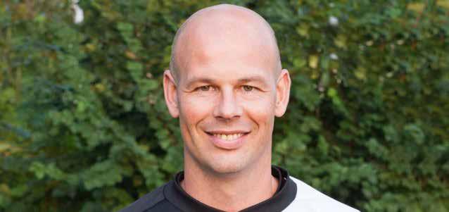 HEINO SPORT 2017 21 Michel Steggink, een terugblik op 2 jaar vv Heino Twee seizoenen lang is Michel Steggink hoofdtrainer geweest bij vv Heino.