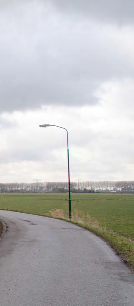 Herstel zicht op de Vecht In de huidige situatie wordt door de aanwezige beplanting het zicht op de Vecht, over een grote lengte, in zijn