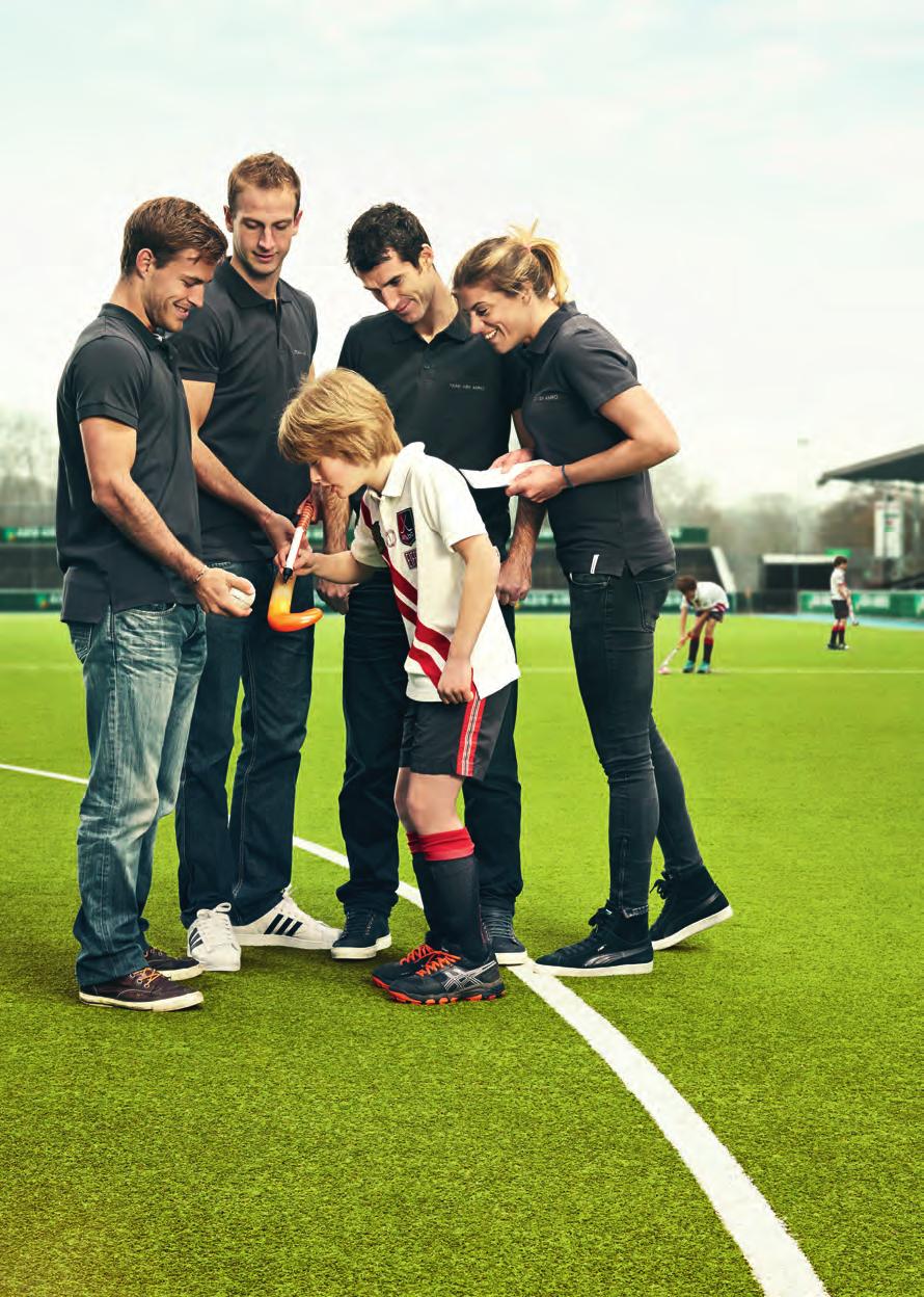 Jongste Leonidas clubscheidsrechter PAALPIEPER 8 FAN VAN DE NIEUWE HOCKEYGENERATIE ABN