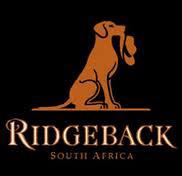 Kaapwijn De Leeuw 31 De hond op het etiket verwijst naar de eigenschappen van de Ridgeback wijnen: trots, trouw en speels.