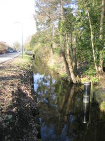 Langs de Groenekansedijk en de Bisschopswetering ontstond het gehucht Groenekan. De Bisschopswetering was van belang als vaar- en afwateringsroute.