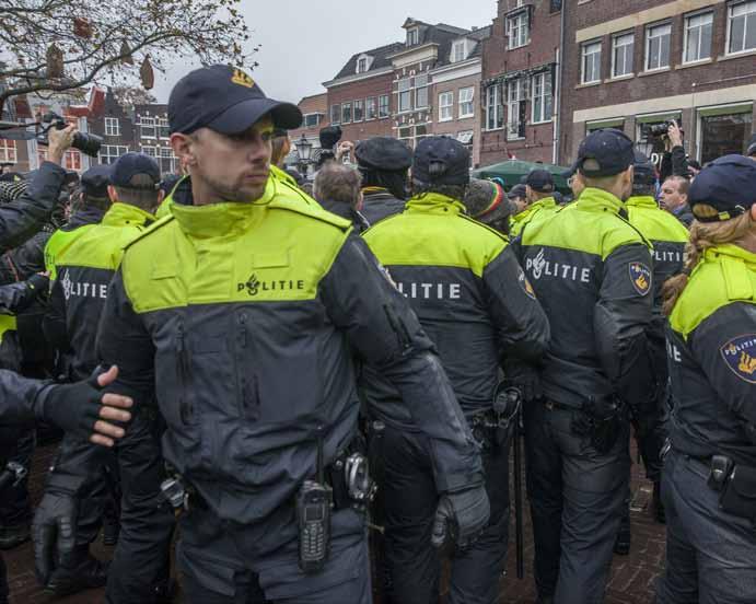 26 gramma zijn afgelopen jaar - naast de reguliere activiteiten op het gebied van het aangaan en onderhouden van contacten met netwerkpartners door de Eenheid Den Haag uiteenlopende activiteiten