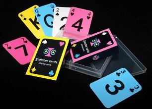 Speelkaarten met grote opdruk en kleurcode Icatcher Aangepaste gezelschapsspellen voor op tafel Originele