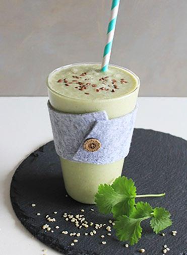 SMOOTHIES Smoothie 1 200 ml water 2 rijpe peren 2 el gepelde hennepzaden ½ el kokosolie extra vierge 1 el heel