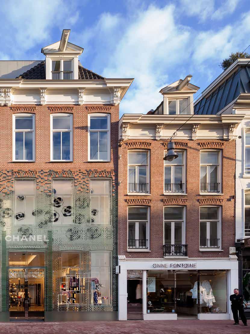 Crystal Houses Amsterdam CURA Safe Sentry extra helder in glazen kozijnen Glazen plinten