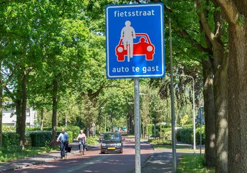 Een Fietsroute Plus is een fietspad dat breder en comfortabeler is dan een gewoon fietspad.