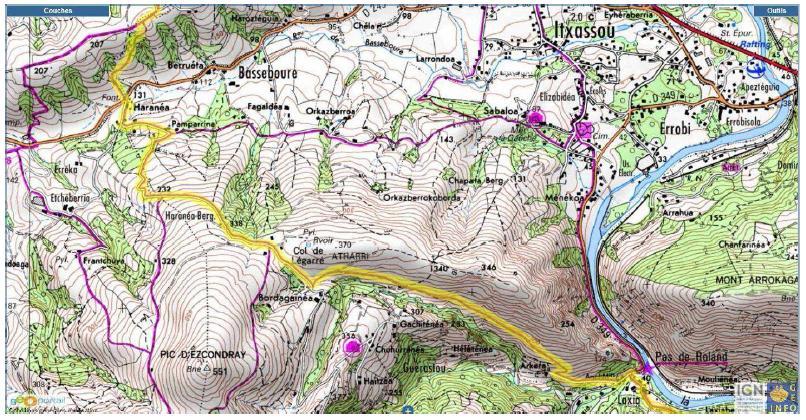 45u): Vanaf de Col de Légarré (huis Legarrekoborda): vervolg de weg en daal af (NW, dan N).