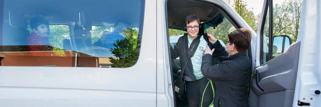 Wat kun je van de chauffeur verwachten? De chauffeur zorgt ervoor dat hij/zij de leerling veilig van en naar school vervoert.