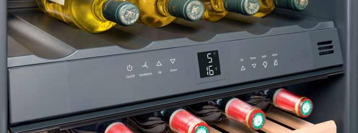 Wijnkasten Kwaliteit tot in detail Het innovatieve elektronisch gestuurde temperatuurdisplay garandeert een nauwkeurige handhaving van de gekozen temperatuur in de